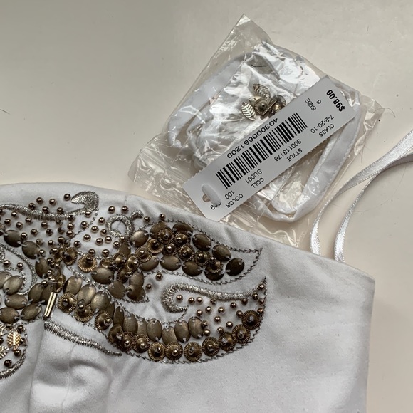 NWT 🤍🤎White House Black Market WHBM Floral Sequin Embellished Bustier Crop Top - Picture 4 of 16